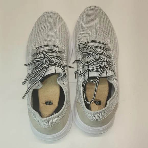 Men's Gray Athletic Shoes - Picture 5 of 6